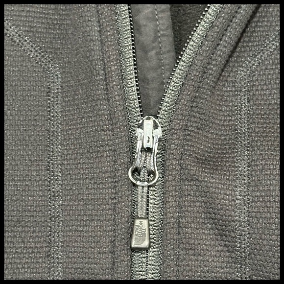 TheNorthFace๐ฅโ๏ธ๐จ๏ธโ๏ธBlack Coat XL Clean Huge Pockets, Zips Up2 Chin, Waist๐s - Picture 11 of 16